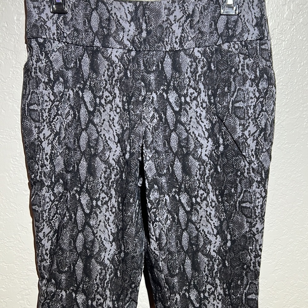 Cooper & Ella | Grey Python Pants